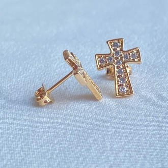 Detalhes do produto Brinco Cruz Cravejado com Zircônia Folheado a Ouro 18K