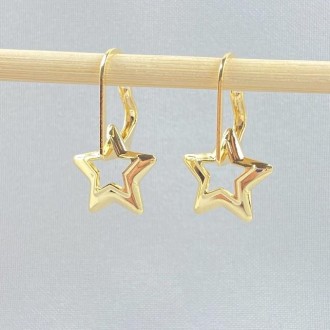 Detalhes do produto Brinco Argola com Trava Estrela Vazada, Folheado a Ouro 18K